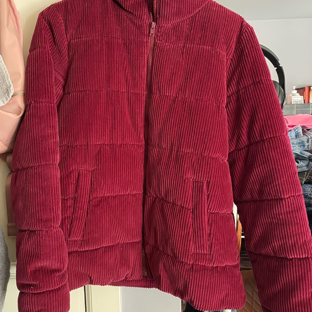 Old Navy Women's Corduroy Puffer Jacket - Burgundy
